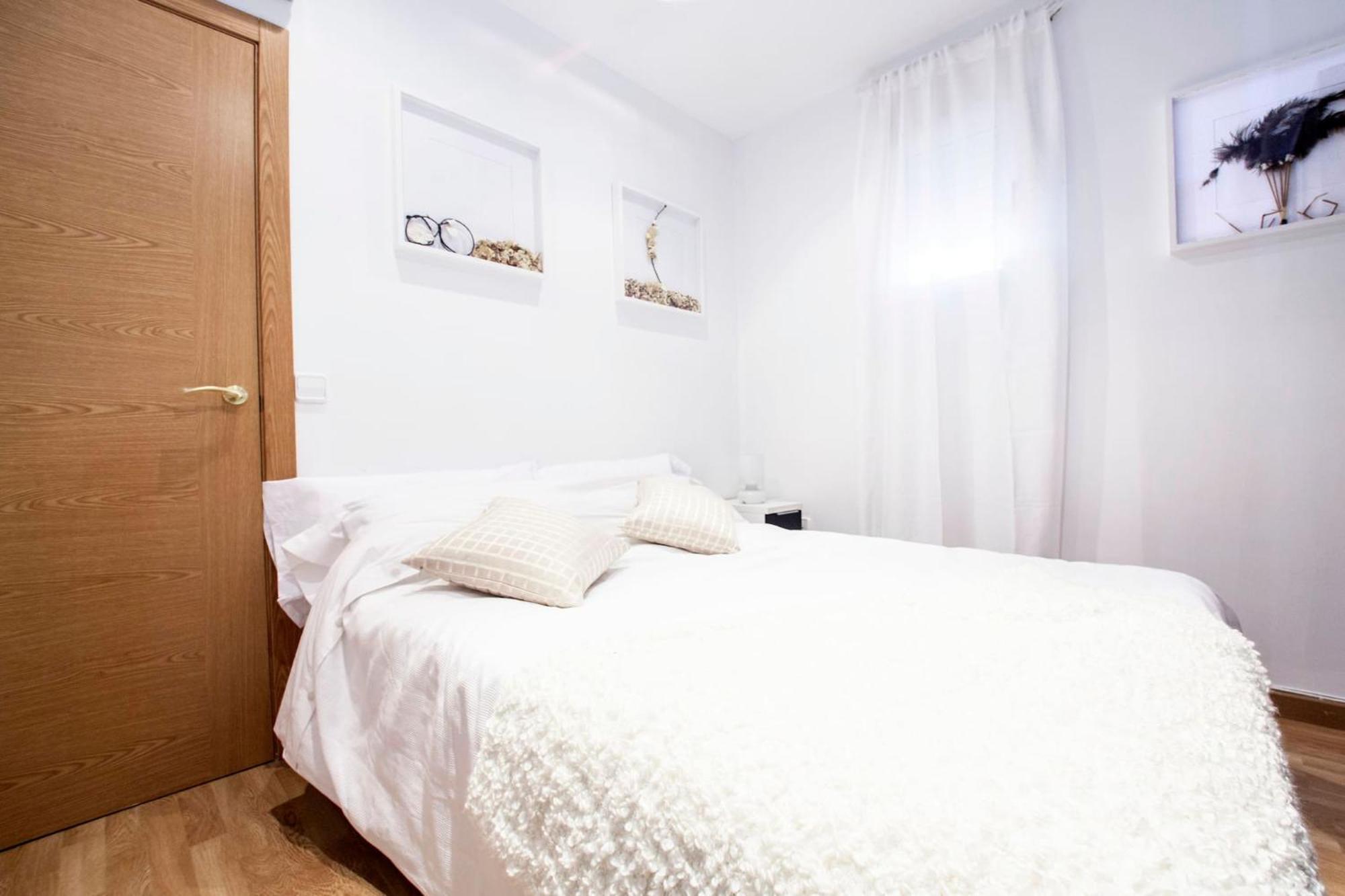 Apartamentos Day Madrid Ildefonso Centro Gran Via Sol Malasana מראה חיצוני תמונה